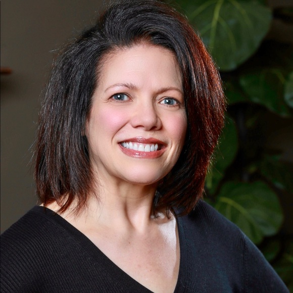 Meet your Posher, Marie - Picture 1 of 4